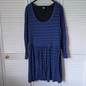 Stretchy skater dress in tall length